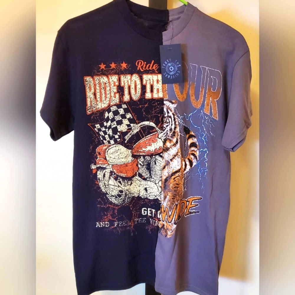 Ride To The Tour Split Graphic Adult Unisex Short Sleeve T-Shirt Size Small